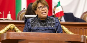 Proponen garantizar acceso universal a cuidados en CDMX