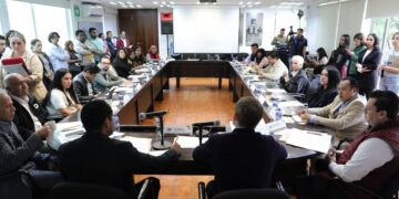 Más dinero menos calles sin baches, según Casarín