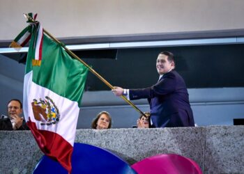 Moenia y mariachi engalanan noche mexicana en Benito Juárez