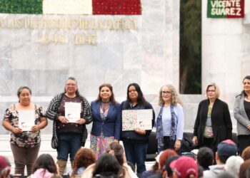 Apoyo a cuidadoras se reduce a 33 pesos diarios