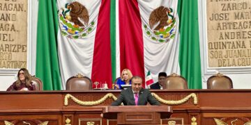 Lengua de señas avanza en papel pero no en las aulas