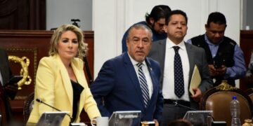 ¡Los Ojos de la Capital!