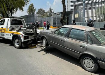 Piden agilizar retiro de autos en desuso