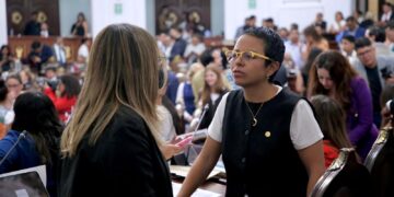 Exigen a Brugada esclarecer violencia del 2 de octubre