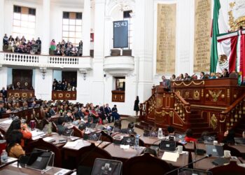 Gobierno capitalino impulsa reforma contra despojos con enfoque de cero impunidad