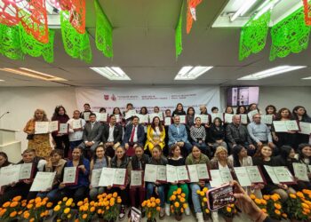 Celebran con algarabía el Concurso de Ofrendas en la Dirección General de Capital Humano