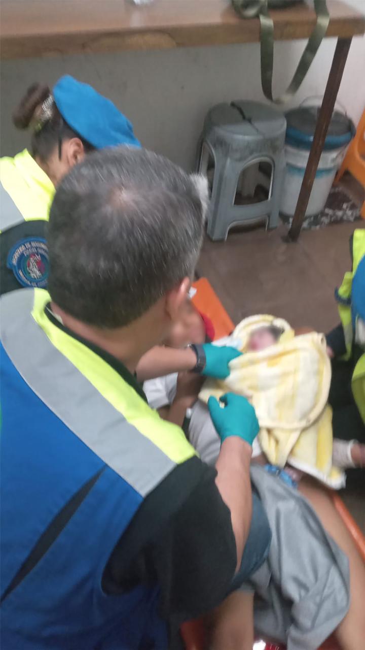 La cigüeña hizo tres paradas en el Metro: nacimientos sorprendieron a la red en 2025